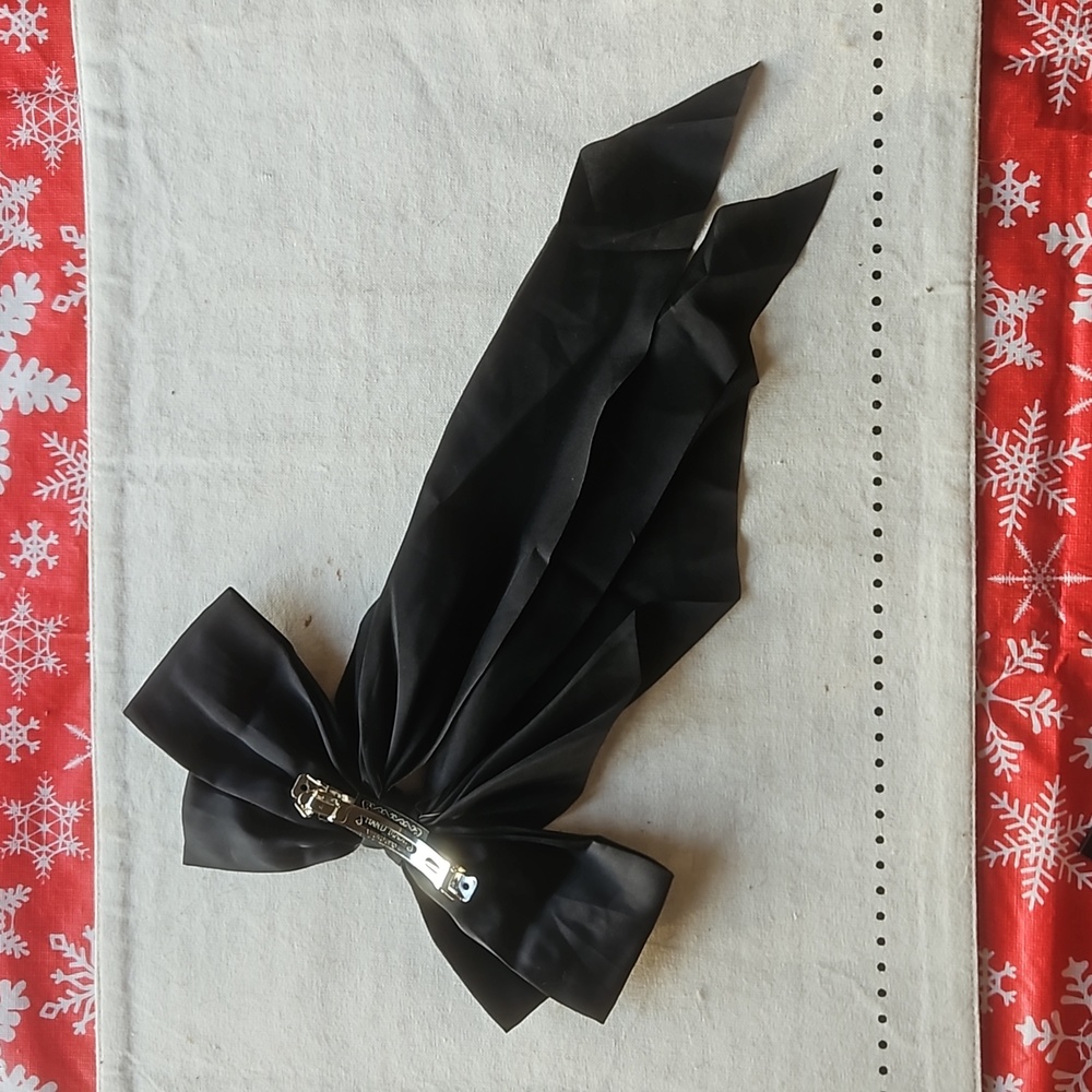 🎀 Hair Bow 🎀 - Picture 2 of 3